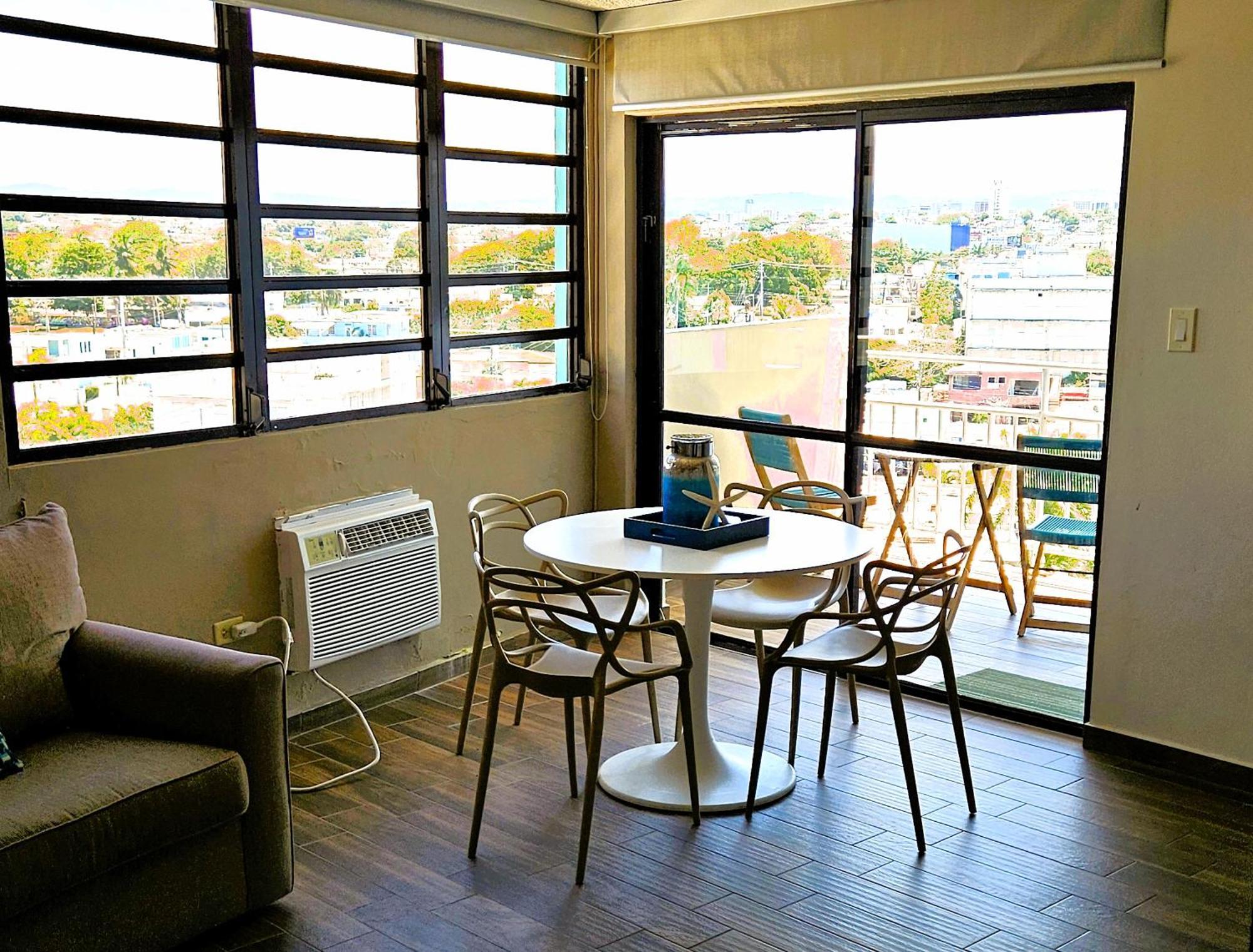 Kasa Starfish By The Sea Balcony Ocean And City View 圣胡安 外观 照片